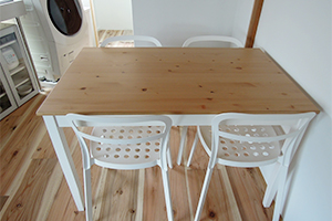 dining table