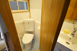 toilet
